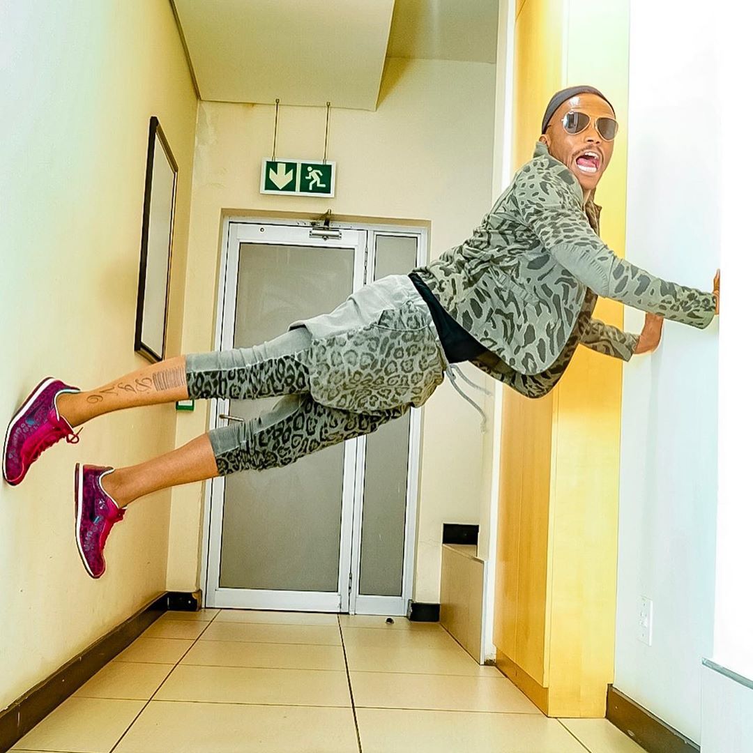 Throwing It Back With Somizi Mhlongo Pictures News365 Co Za