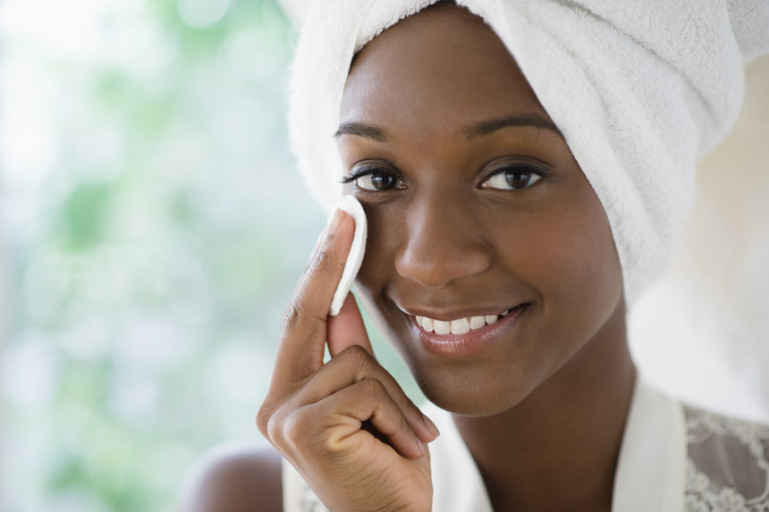 Removing make up