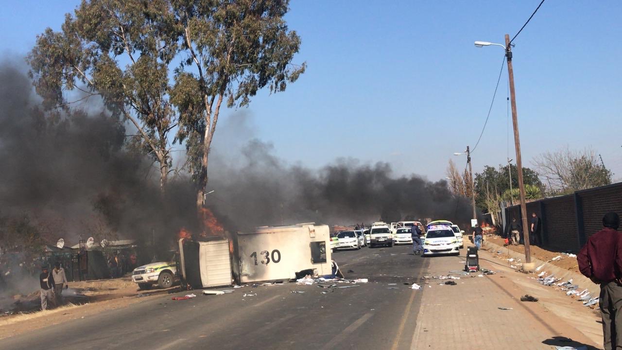 violent cash-in-transit heist in Benoni