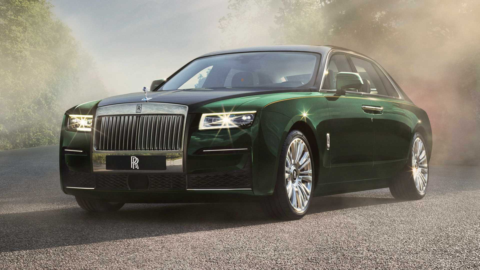 2021-rolls-royce-ghost-extended