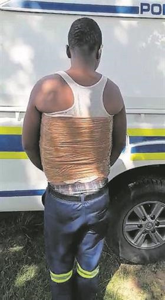 Daring foreigners caught trying to smuggle dagga into SA