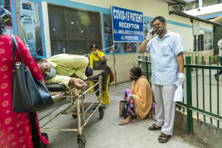 Bodies pile up as pandemic overwhelms India