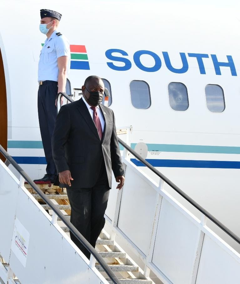 President Ramaphosa arrives in Mozambique for SADC summit on insurgent attacks