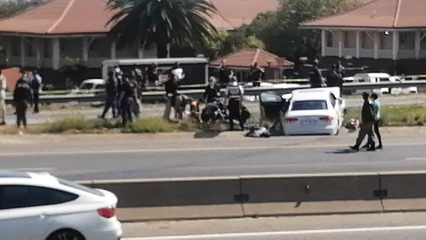 Suspects shot on M1 in Woodmead