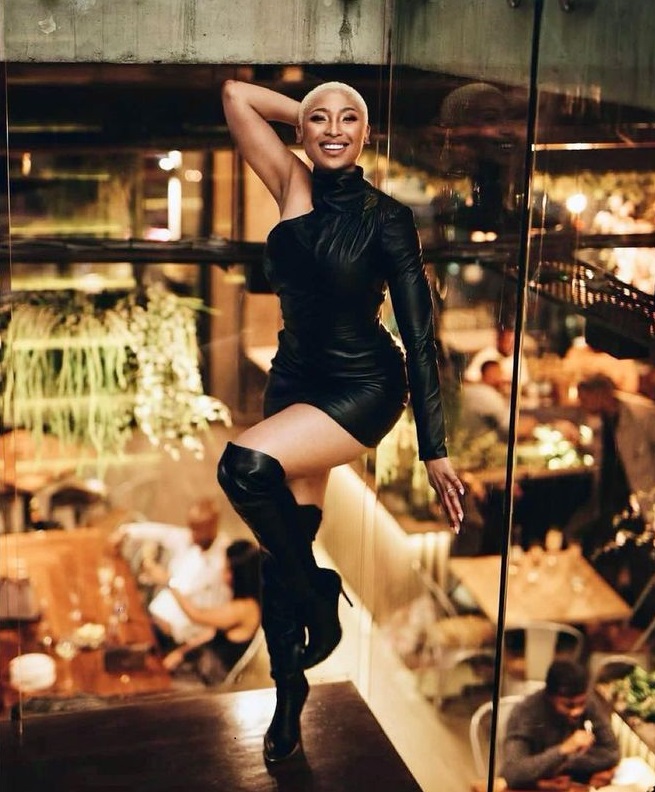 Enhle Mbali 0