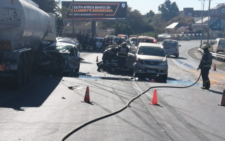 Tanker spilling diesel onto M1 after multi-vehicle accident