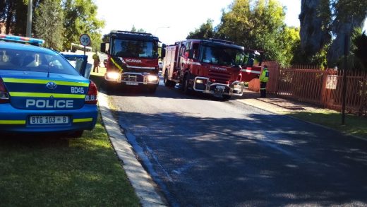Woman and 2 dogs die in Brackenhurst fire