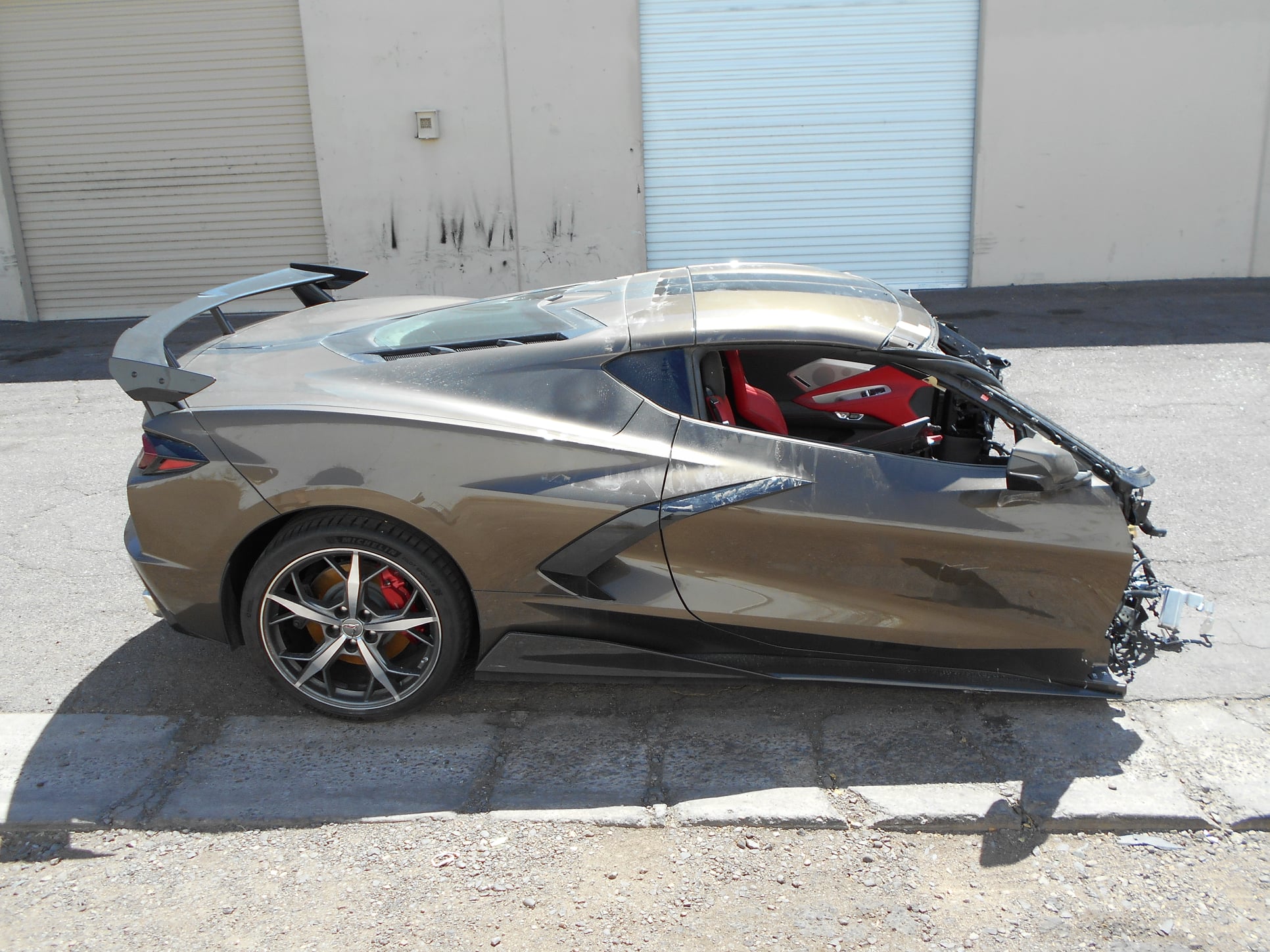 R1 million car splits in half in a horrific accident