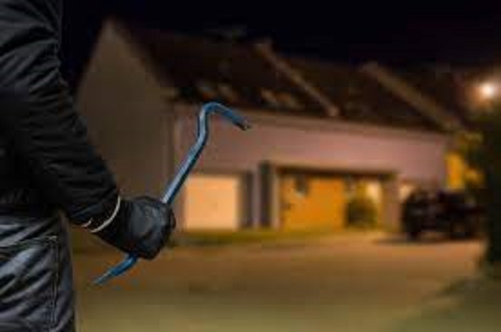 criminals during load shedding