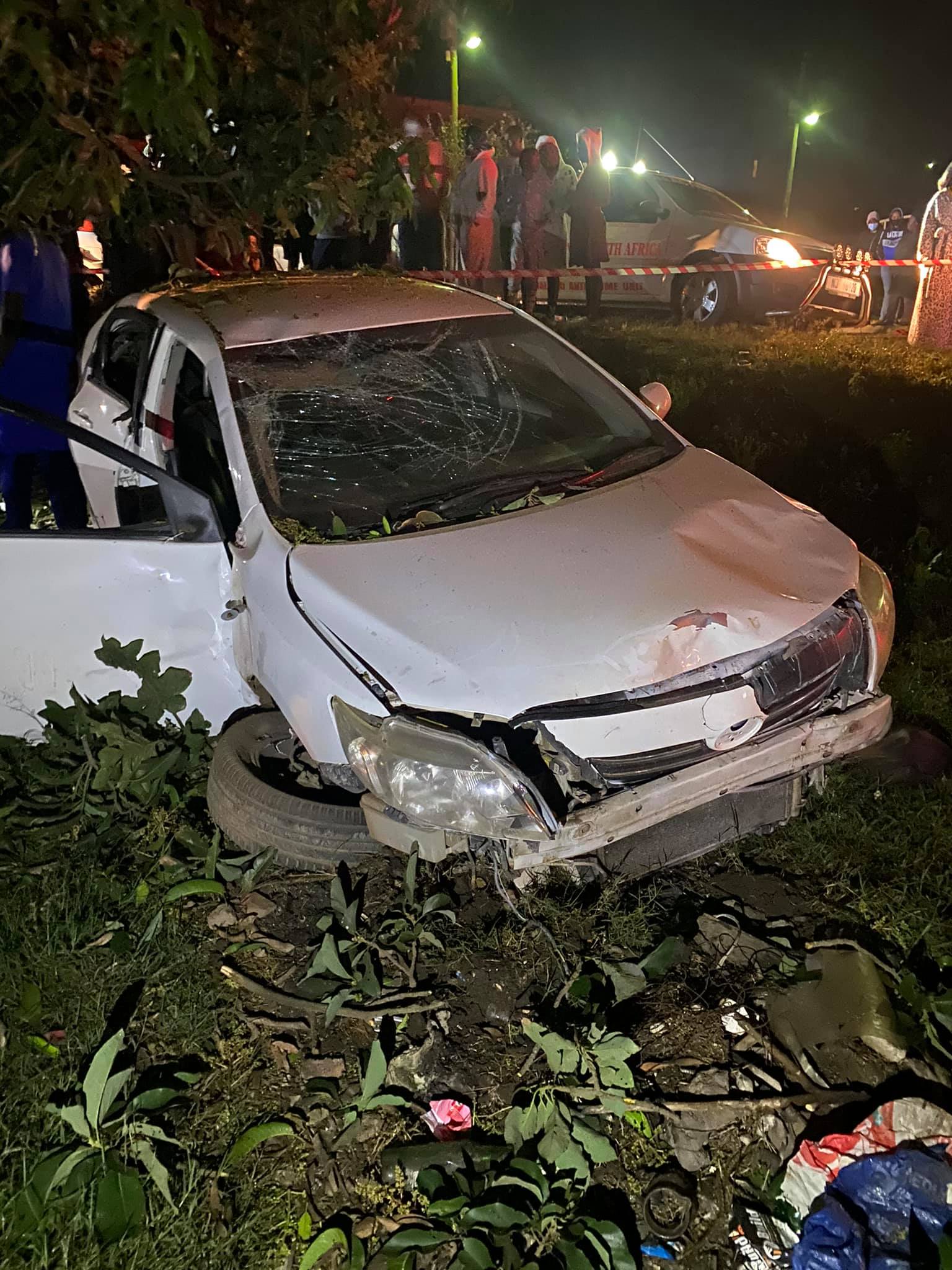 Driver beaten up by community after 3 pedestrians run over and killed