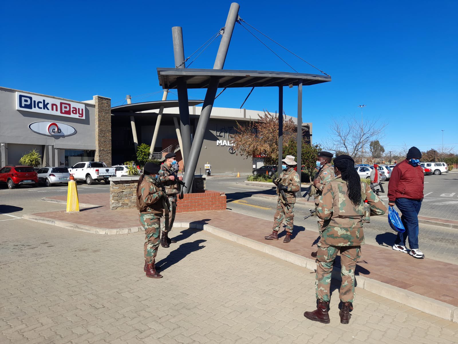 SANDF and SAPS