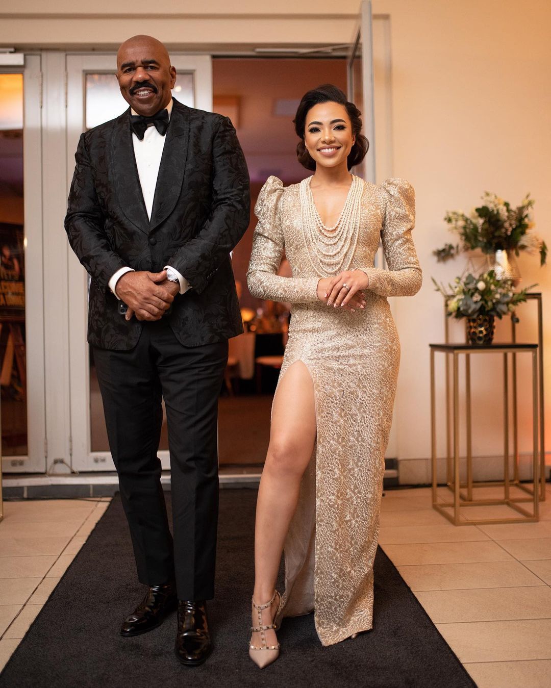 Amanda du-Pont and steve Harvey