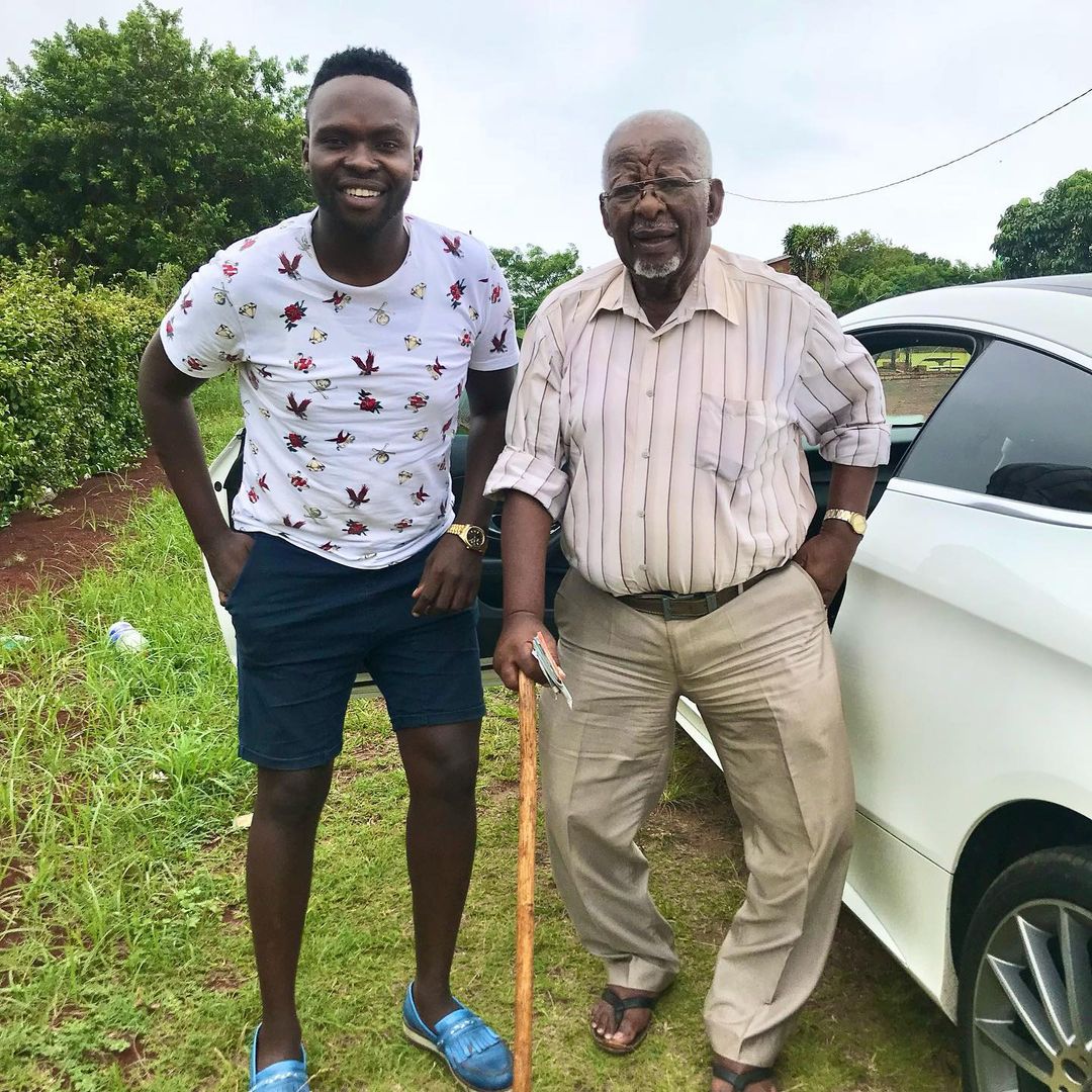 Mnqobi Nxumalo