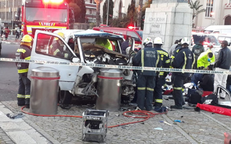 Reckless & negligent driving case opened after taxi crash near Parliament