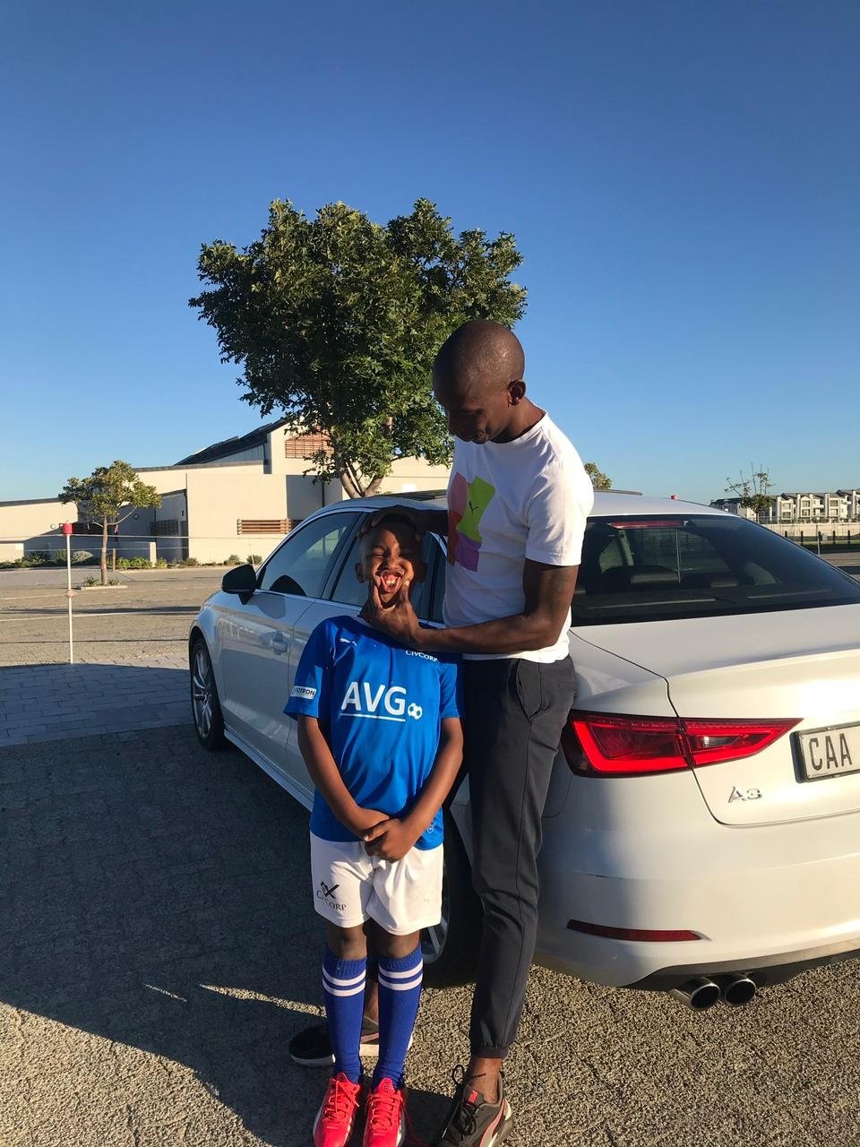 Mark Mayambela
