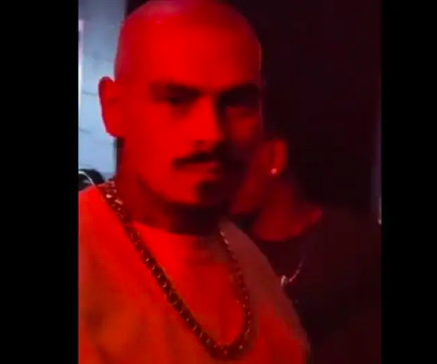 AKA serious bodyguard has the internet talking