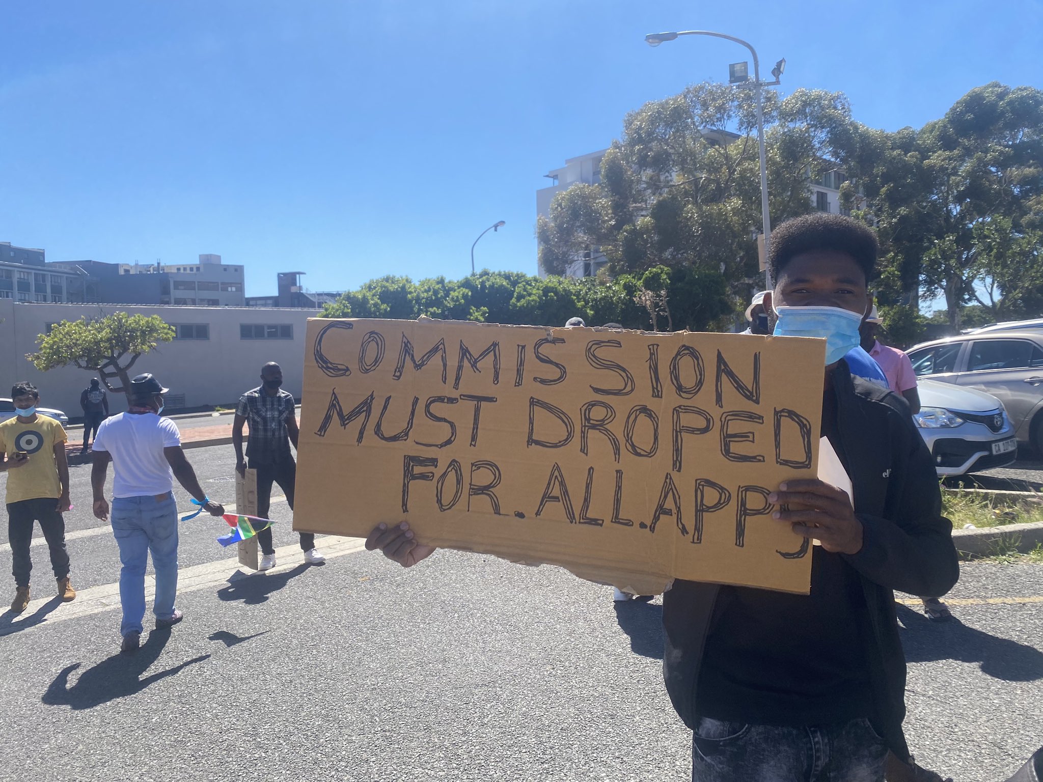 Cape Town e-hailing taxi drivers march to Parliament over pay dispute with Bolt & Uber