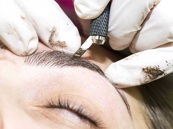 microblading your eyebrows