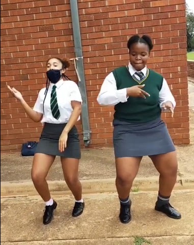 DANCING