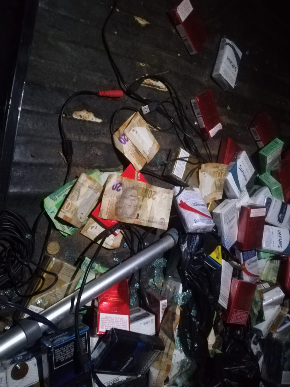 Police kill 3 armed robbers in a shoot-out after Mpumalanga supermarket robbery