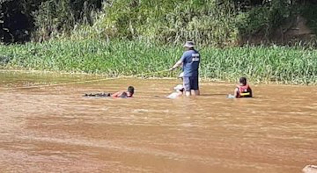Mvoti search and rescue operation for mom & child underway