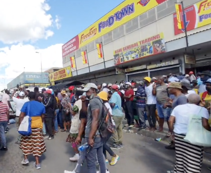 Operation Dudula wrecks havoc at the Pan Africa Mall in Alex