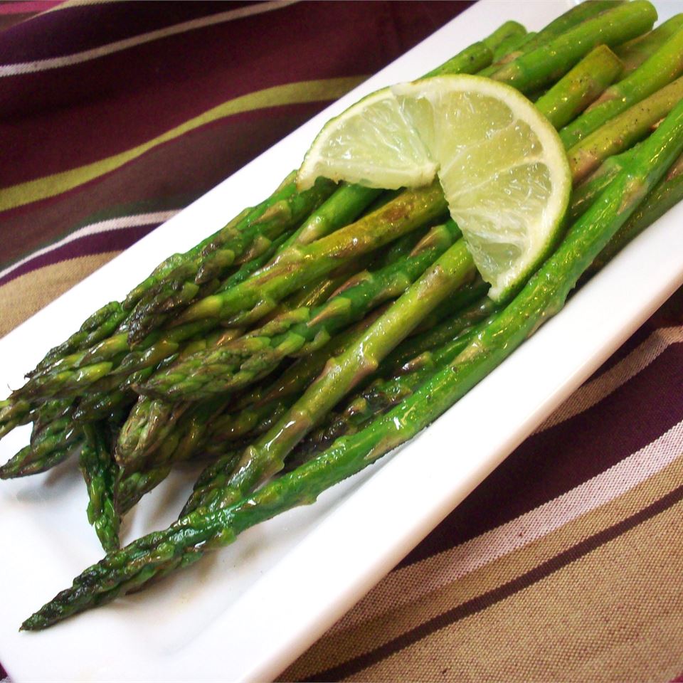 Garlic Asparagus with Lime recipe