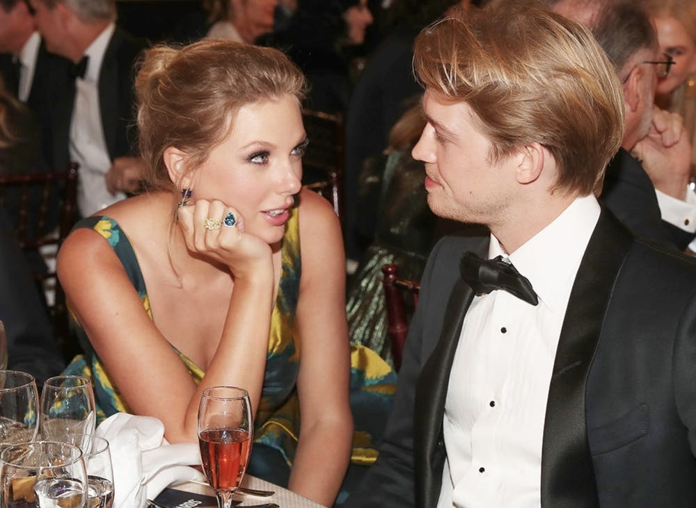 Taylor Swift & Joe Alwyn