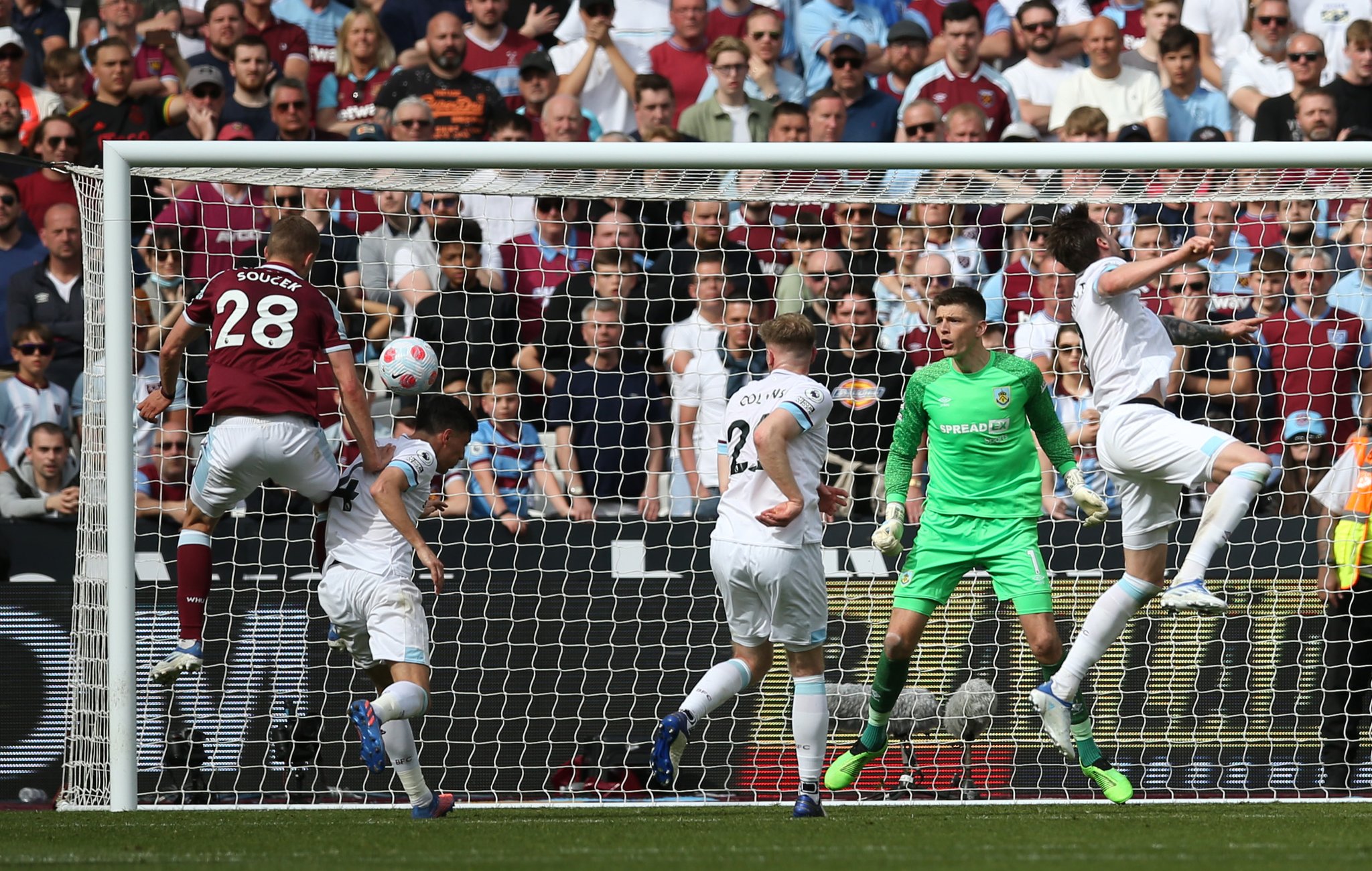 West Ham 1 - 1 Burnley