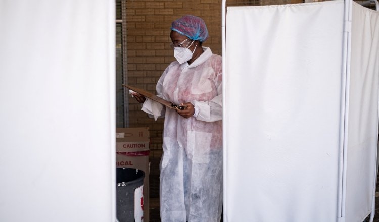 health worker COVID-19 CORONAVIRUS