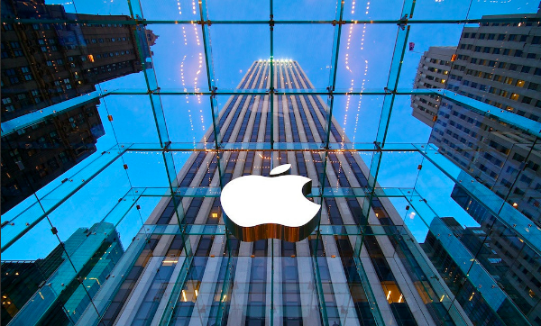 t New York Apple store
