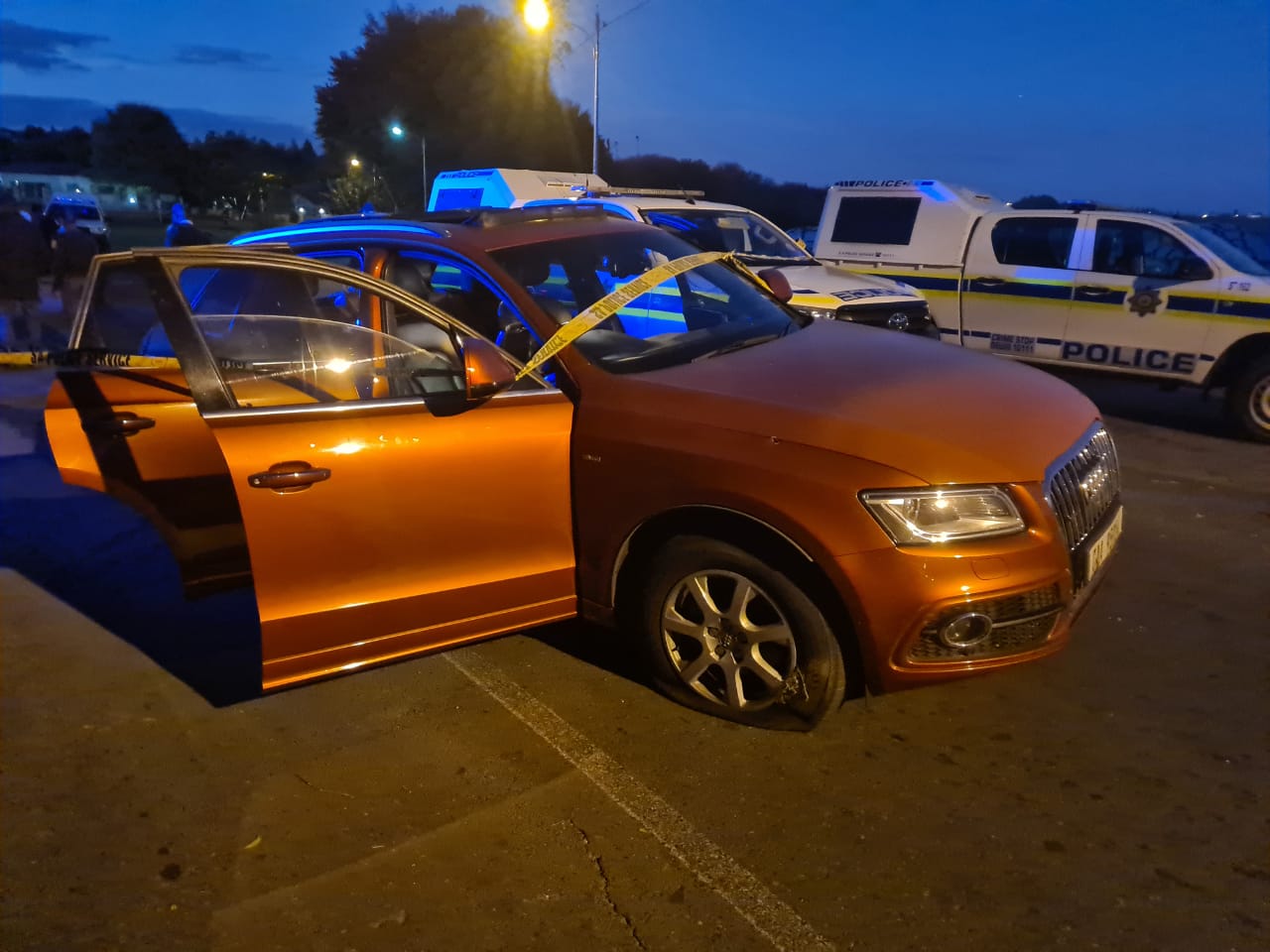 One suspect dies and 3 arrested following a shootout with police