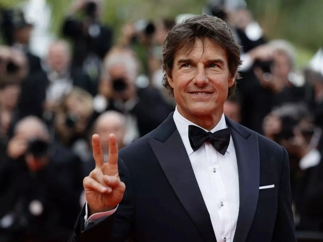 Tom Cruise