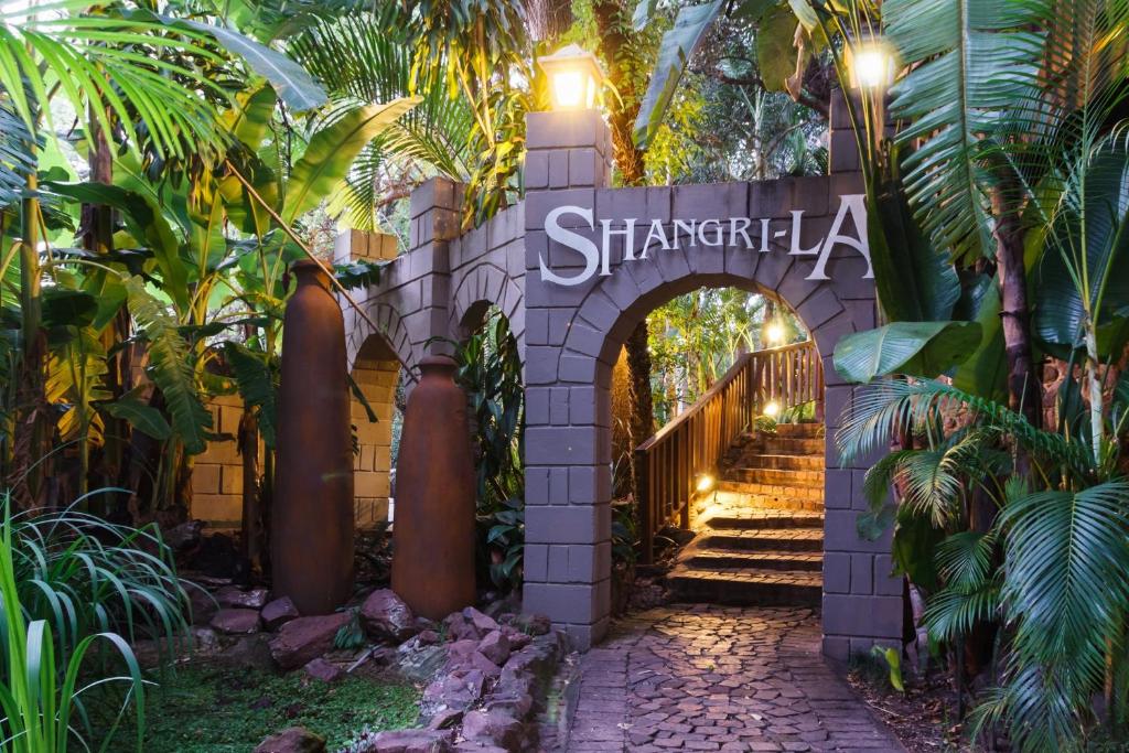 Shangri-La hotels