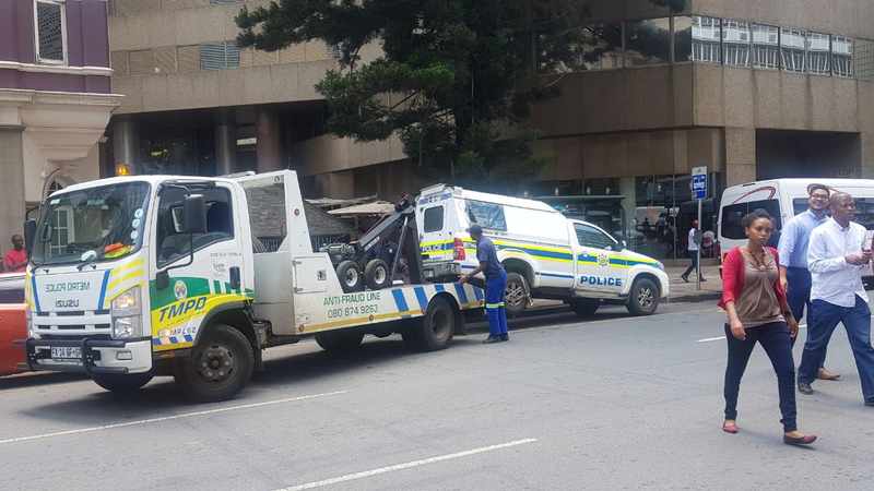 Tshwane Metro cops in trouble after allegedly demanding R1 200 bribe to release car towed in Pretoria