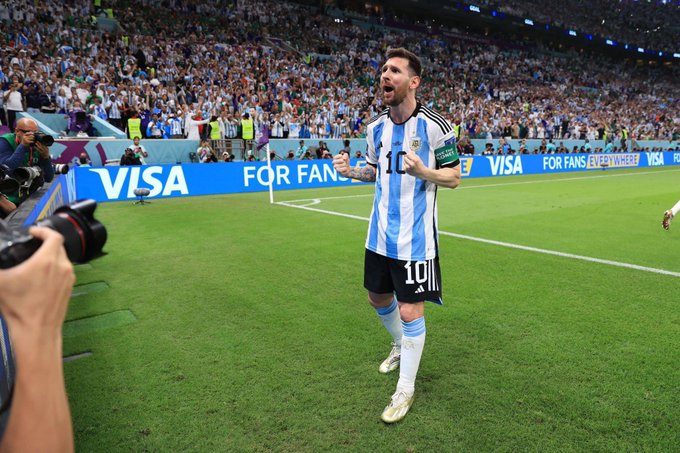 Argentina 2 - 0 Mexico