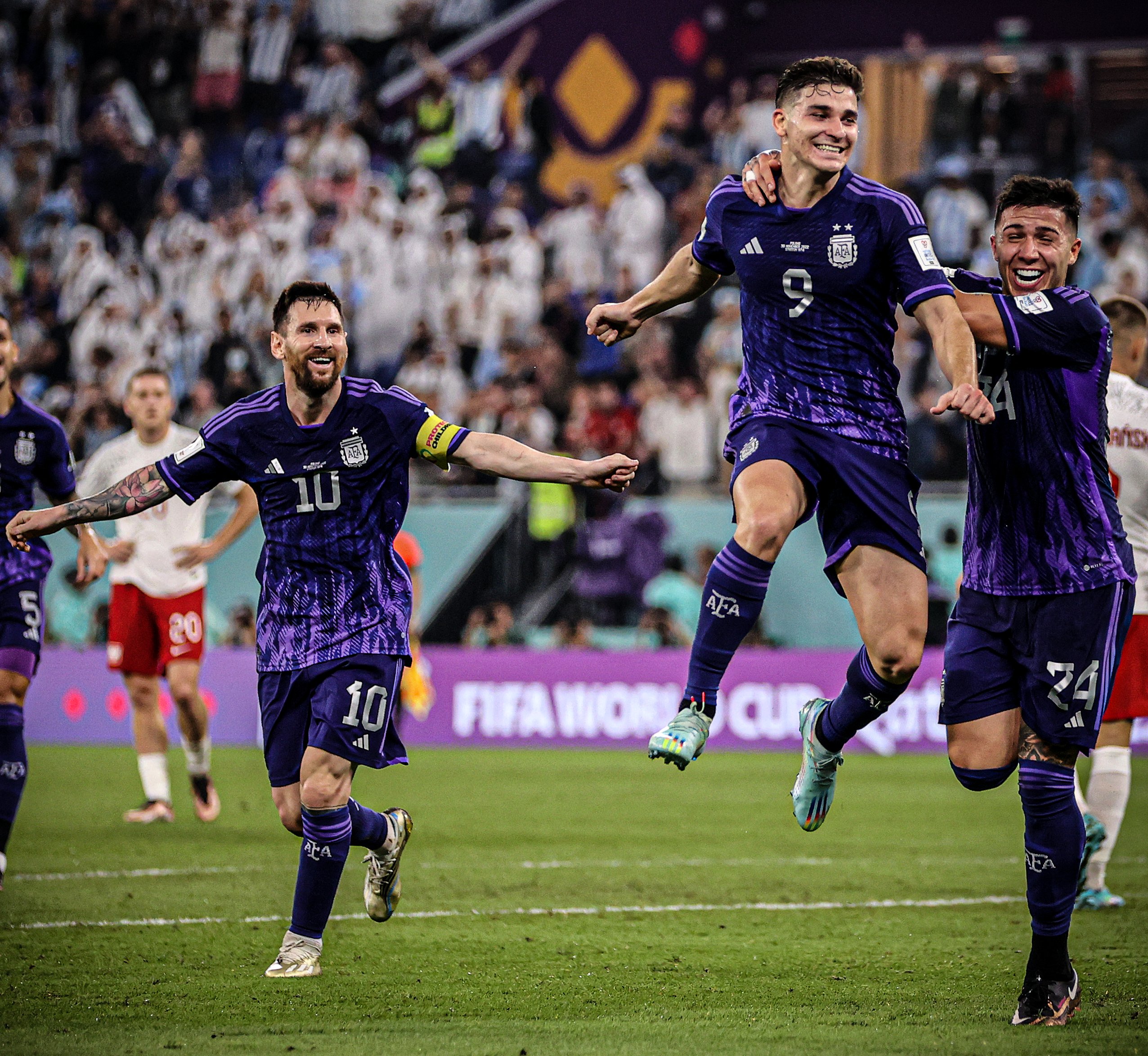 Poland 0 - 2 Argentina