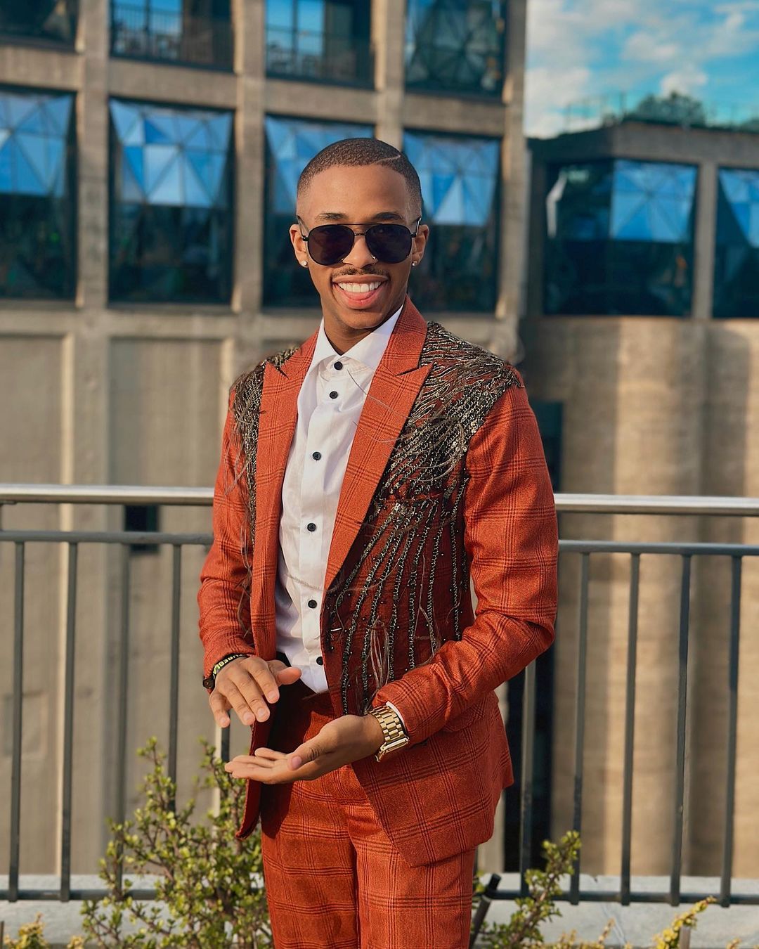 Lasizwe Dambuza
