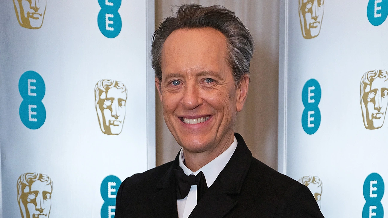 Richard E Grant