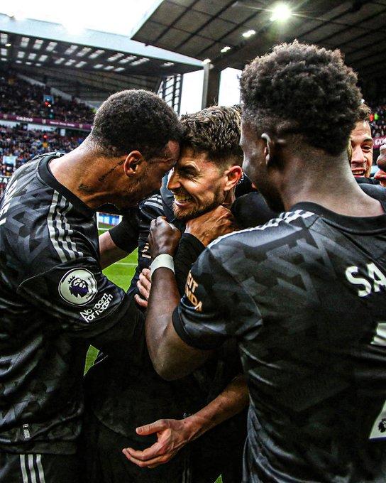 Aston Villa 2 - 4 Arsenal