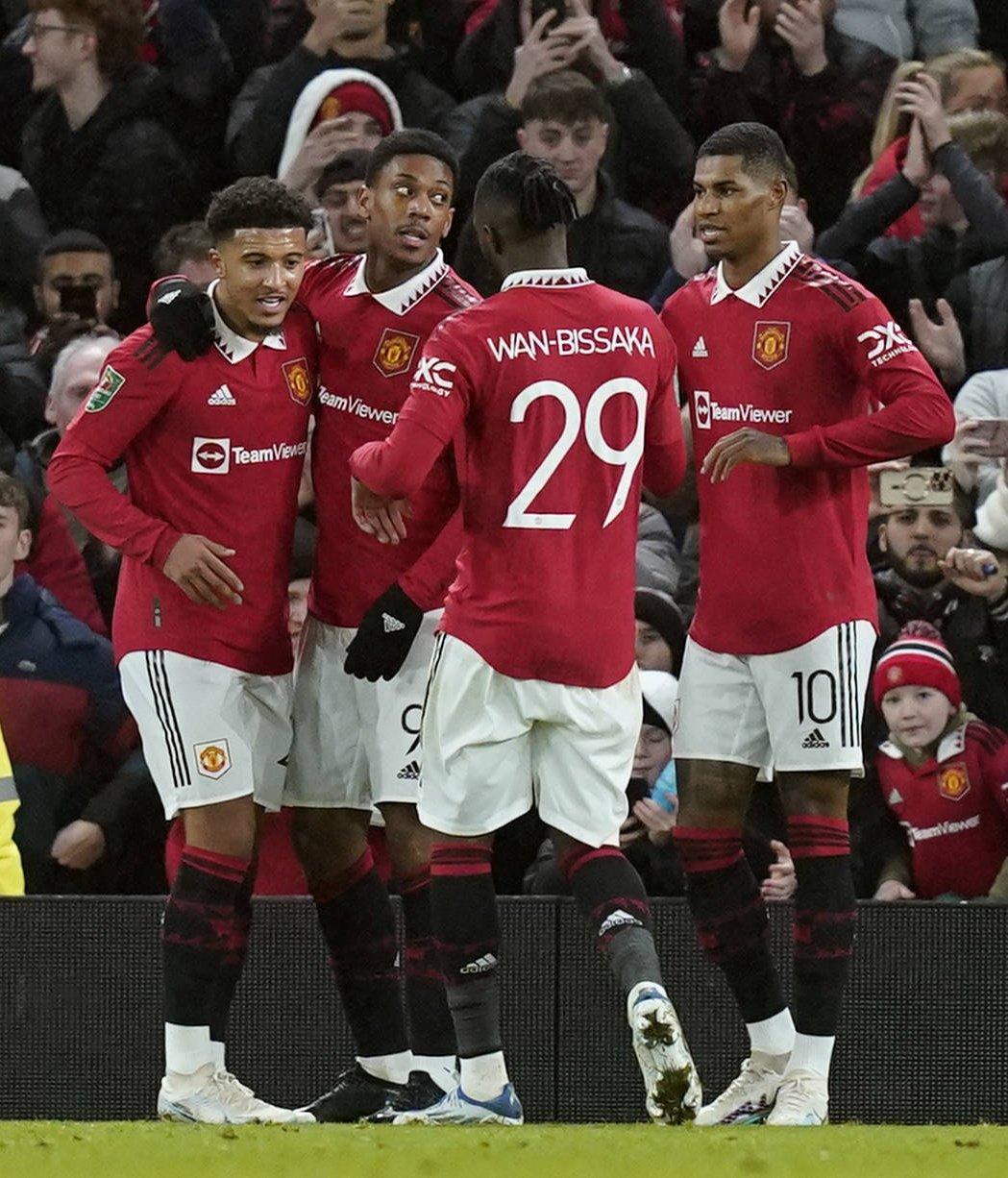 Manchester United 2 - 0 Nottingham Forest