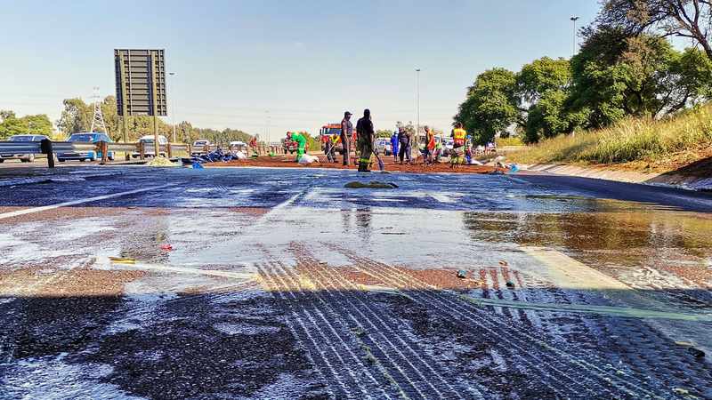 Diesel spill leads to heavy traffic on the N1 North near William Nicol Drive