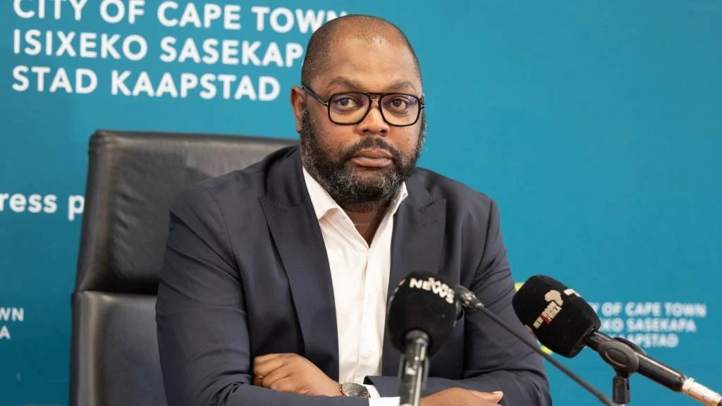 Malusi Booi