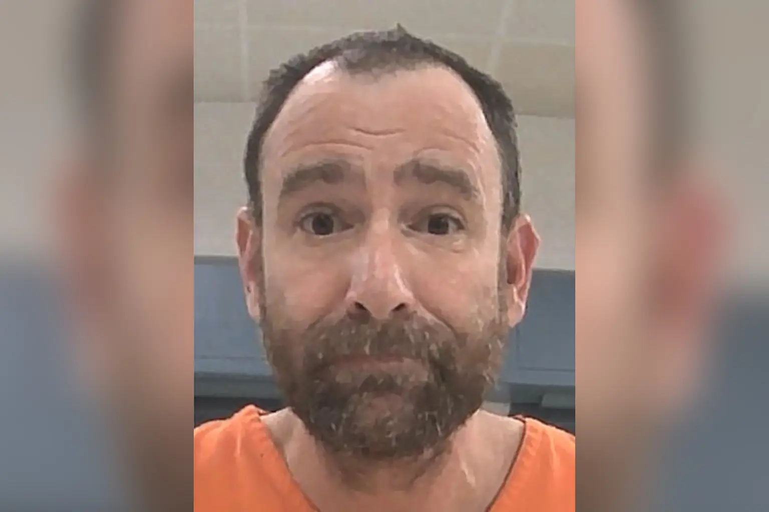 Man calls ex-girlfriend over 800 times