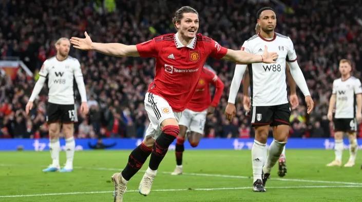 Manchester United 3 - 1 Fulham