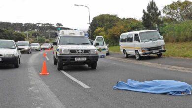 Taxi ploughs into pedestrian, killing him, after taxi driver had a seizure on R21