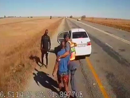 3 fake cops arrested after being caught on camera kidnapping driver & hijacking truck