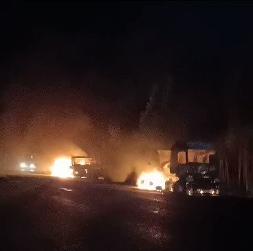 Two more trucks set alight on the N2 highway in Empangeni