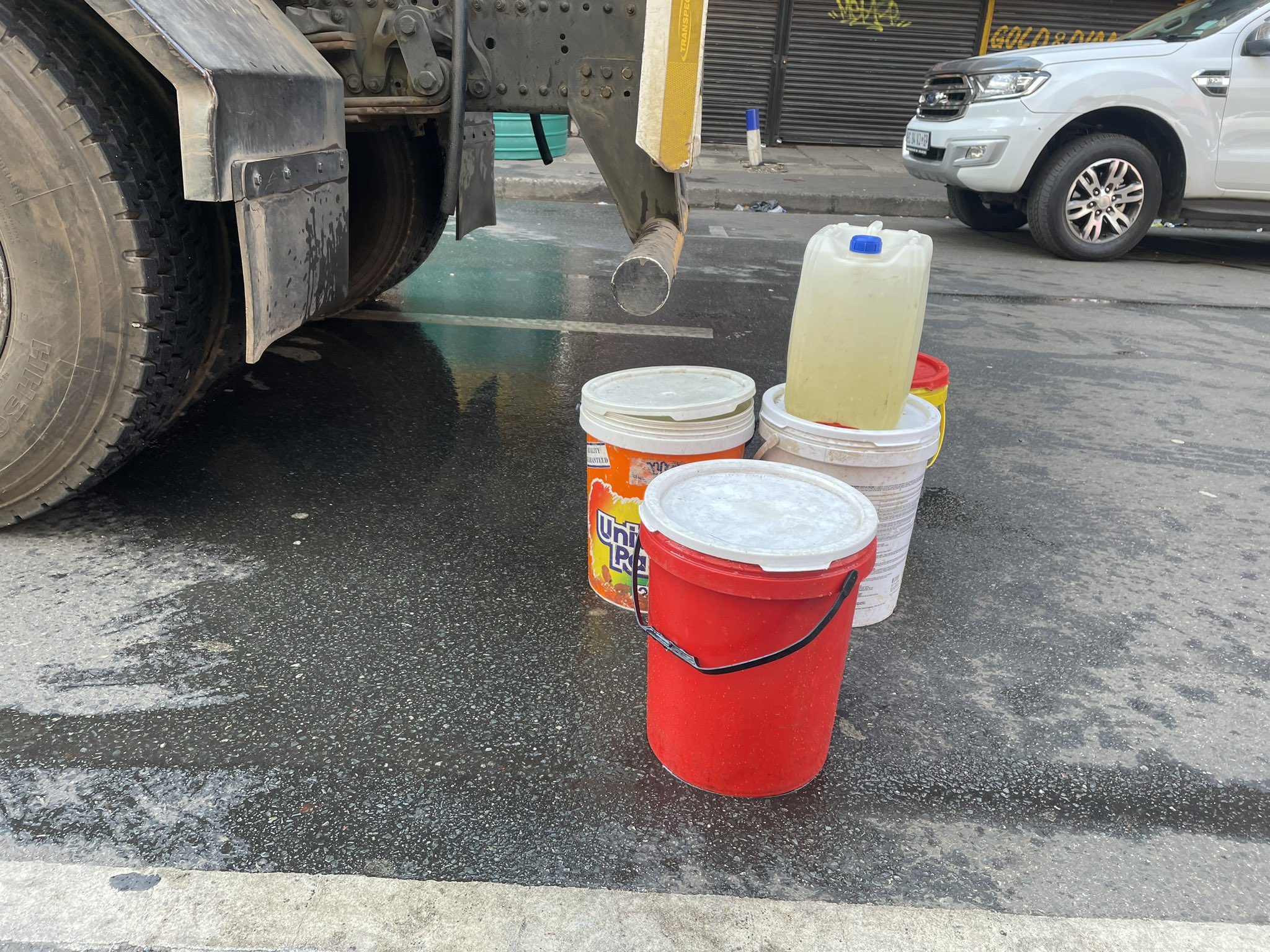 Water tankers & portable toilets dispatched to residents affected by Joburg explosion