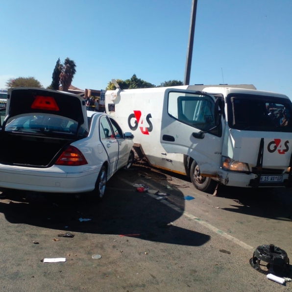 Chaos as Tembisa residents loot cash-in-transit van after heist